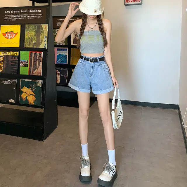 新世家族 高腰卷边宽松阔腿简约时尚百搭牛仔短裤 女款