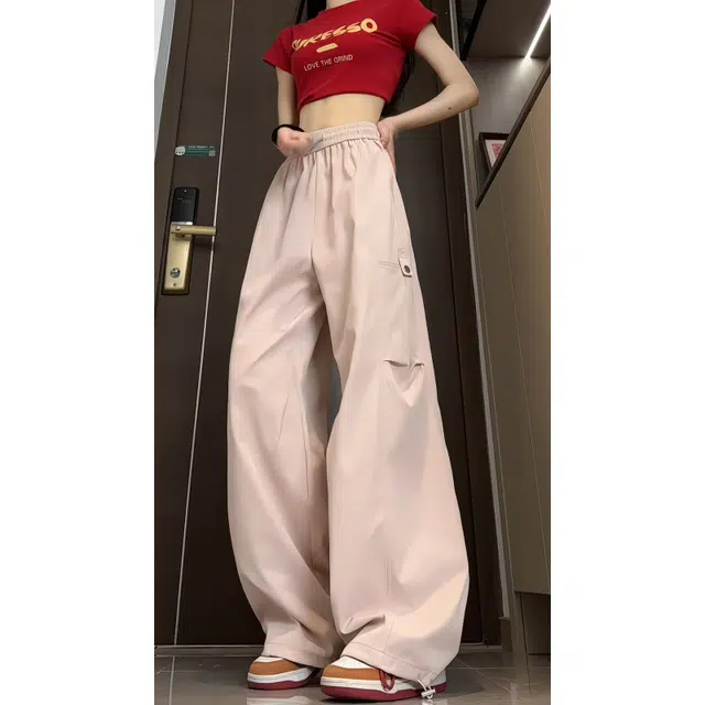 新世家族 时尚设计宽松舒适百搭简约纯色冰丝材质高街风格休闲裤 女款