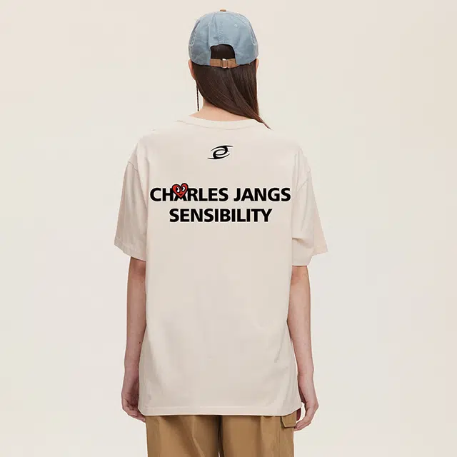 DIBINSAI STUDIO x CHARLES JANG'S HAPPY HEART Logo T