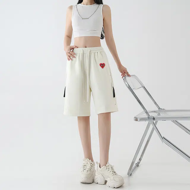DIBINSAI STUDIO x CHARLES JANG'S HAPPY HEART Logo