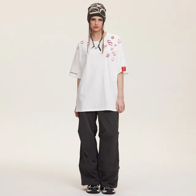 DIBINSAI STUDIO x CHARLES JANG'S HAPPY HEART T