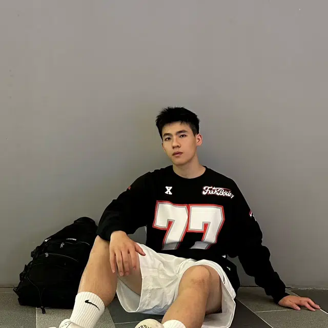 SAGP 77hiphopt