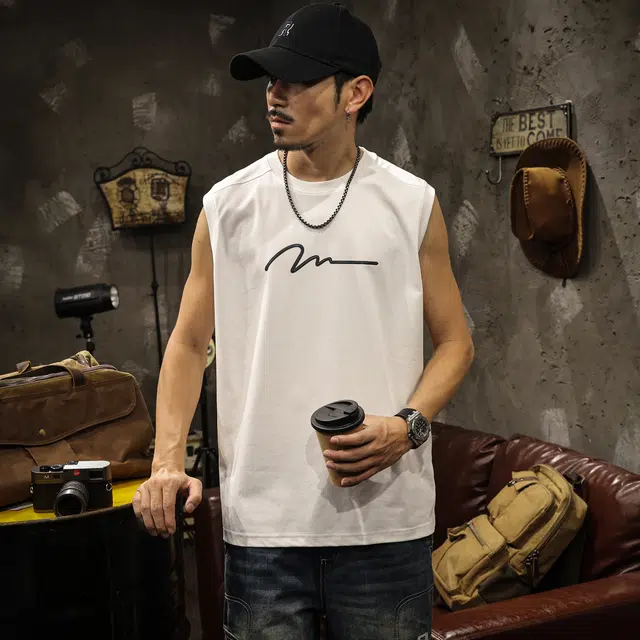 路杰邦 美式潮牌运动印花圆领套头无袖健身坎肩背心 男款