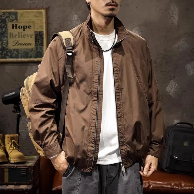 路杰邦 美式复古工装外套男秋季宽松立领休闲咖色防风机车潮牌夹克 男款