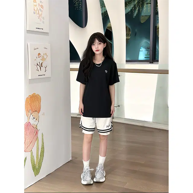 爱肯 美式简约基础款拼接撞色速干宽松透气网眼假两件运动短裤 男女同款