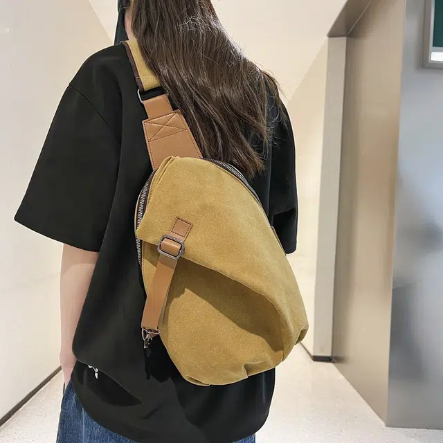 雅鹿 欧美复古潮流时尚简约百搭休闲 尼龙 胸包 常规 男女同款情侣款 多色