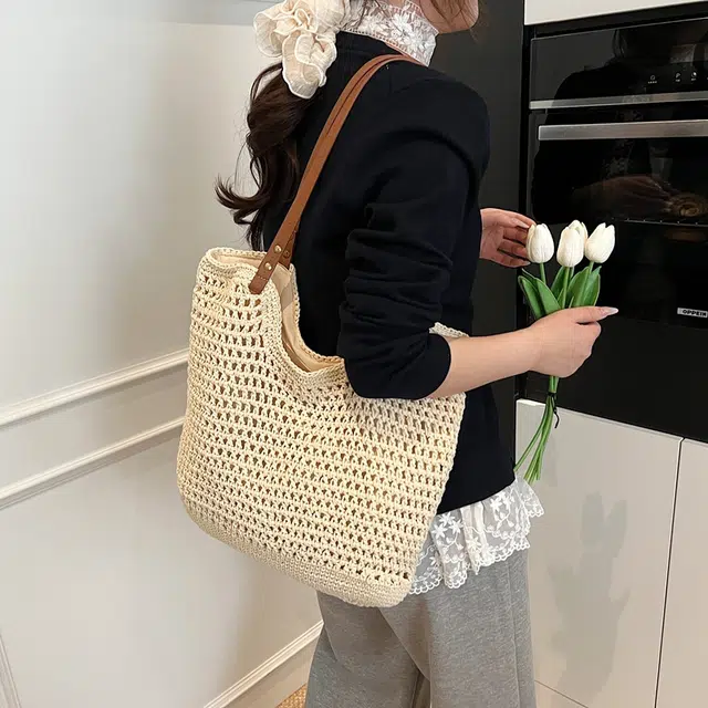 雅鹿 简约百搭大容量镂空通勤 草编 单肩包 女款 米白色/卡其色