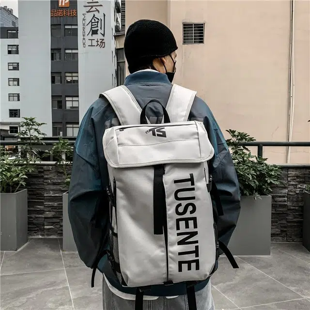 雅鹿 个性潮牌休闲运动篮球多功能旅行轻便 尼龙 双肩包 常规 男女同款情侣款 灰色/黑色/红色