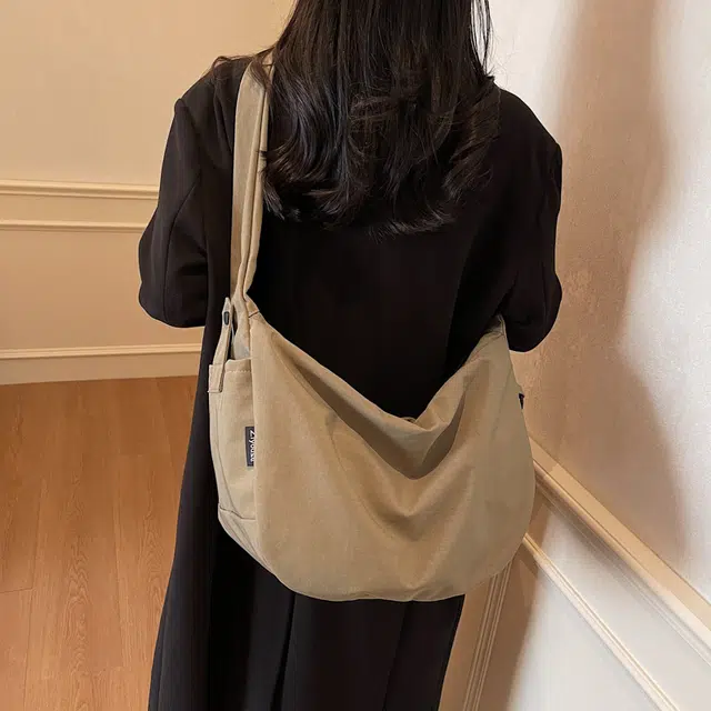雅鹿 简约大学生轻便日系纯色 尼龙 单肩包斜挎包 女款 多色