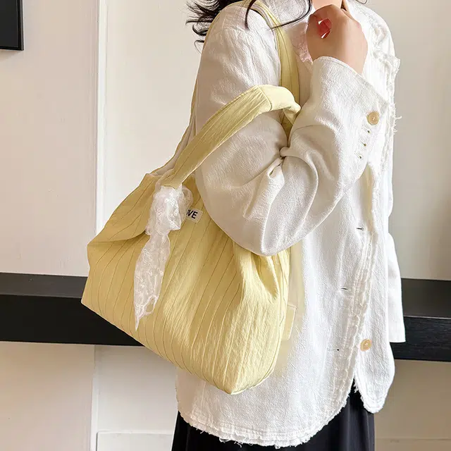 雅鹿 托特包包韩系简约百搭通勤布袋小众包 尼龙 单肩包 常规 女款 多色