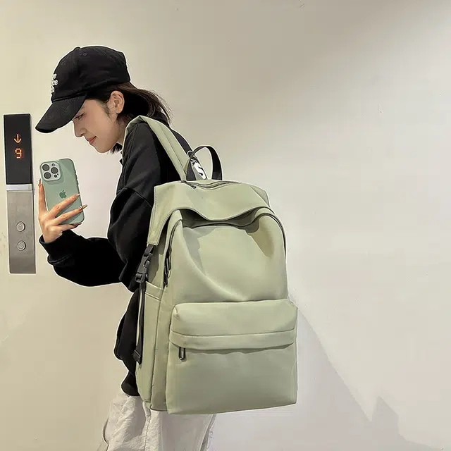 雅鹿 可爱休闲旅行森系小清新初中生大容量风百搭 尼龙 双肩包背包 男女同款情侣款 黑色/红色/黄色/绿色/米色