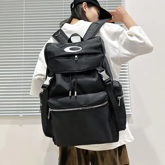 雅鹿 韩版时尚潮流简约百搭轻便 尼龙 双肩包 男女同款情侣款 黑色