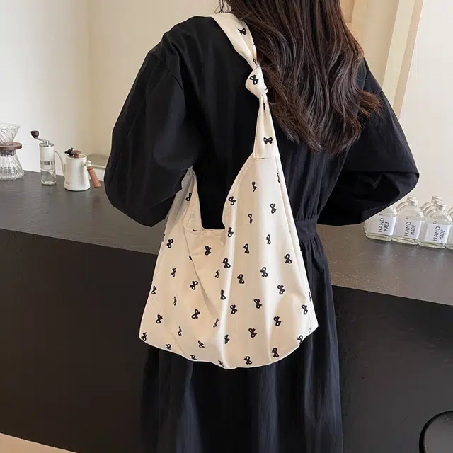 雅鹿 韩系百搭复古风 尼龙 单肩包 女款 多色