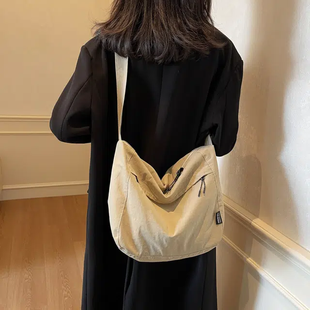 雅鹿 日系休闲小众设计通勤 尼龙 托特包单肩斜挎包 男女同款情侣款 多色