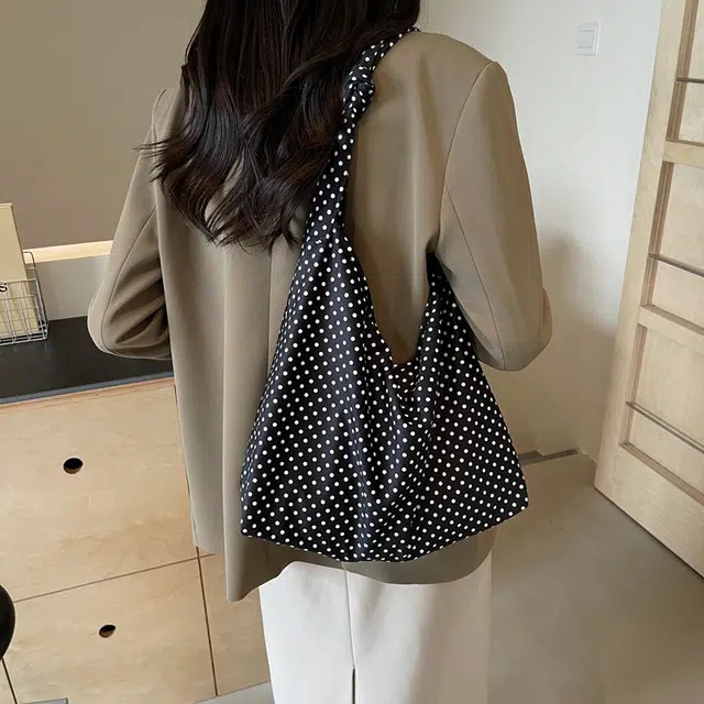 雅鹿 韩系百搭复古风 尼龙 单肩包 女款 多色