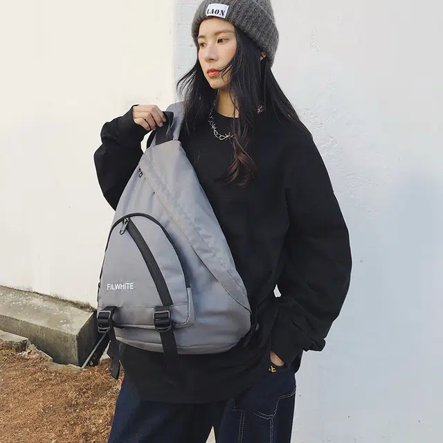 雅鹿 运动骑行弓箭包小众设计感机能潮流 尼龙 斜挎单肩胸包 男女同款情侣款 多色