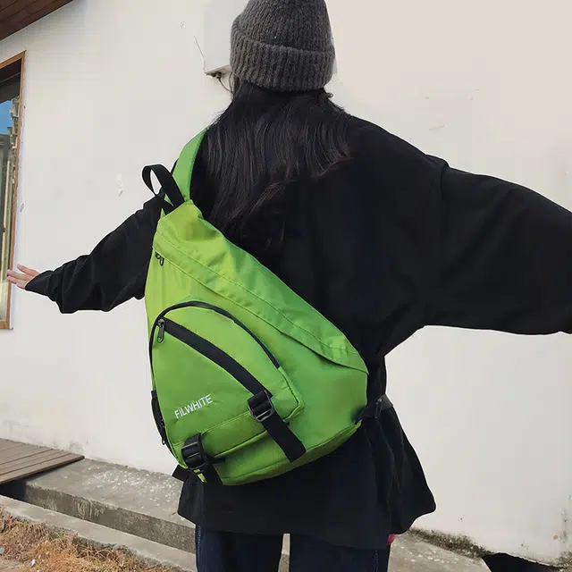 雅鹿 运动骑行弓箭包小众设计感机能潮流 尼龙 斜挎单肩胸包 男女同款情侣款 多色