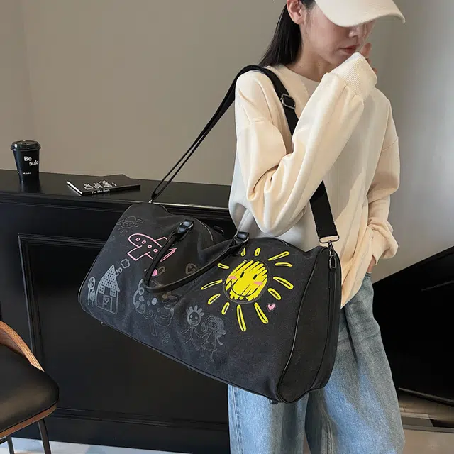 雅鹿 潮流个性涂鸦出差行李袋大容量休闲 尼龙 手提斜挎单肩旅行包 男女同款情侣款 多色