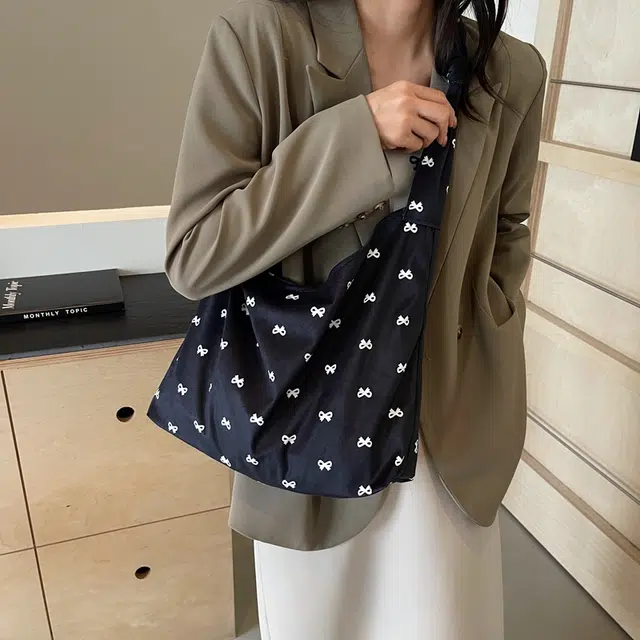 雅鹿 韩系百搭复古风 尼龙 单肩包 女款 多色