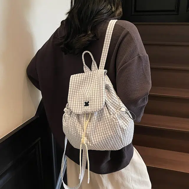 雅鹿 小众设计清新格子潮流学院风上课通勤 尼龙 双肩包 女款 多色