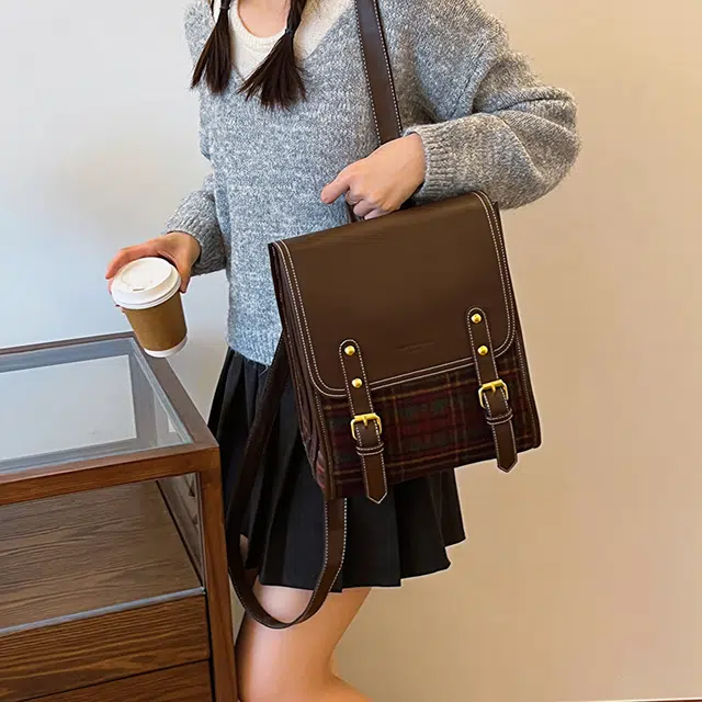雅鹿 小众设计高级感复古格子 尼龙 双肩包 女款 红色/绿色