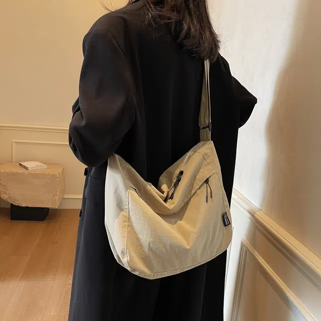 雅鹿 日系休闲小众设计通勤 尼龙 托特包单肩斜挎包 男女同款情侣款 多色