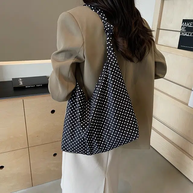 雅鹿 韩系百搭复古风 尼龙 单肩包 女款 多色