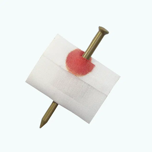 欧伊莲 穿指钉整人魔术道具 手指穿钉新奇特抽象 创意整蛊玩具