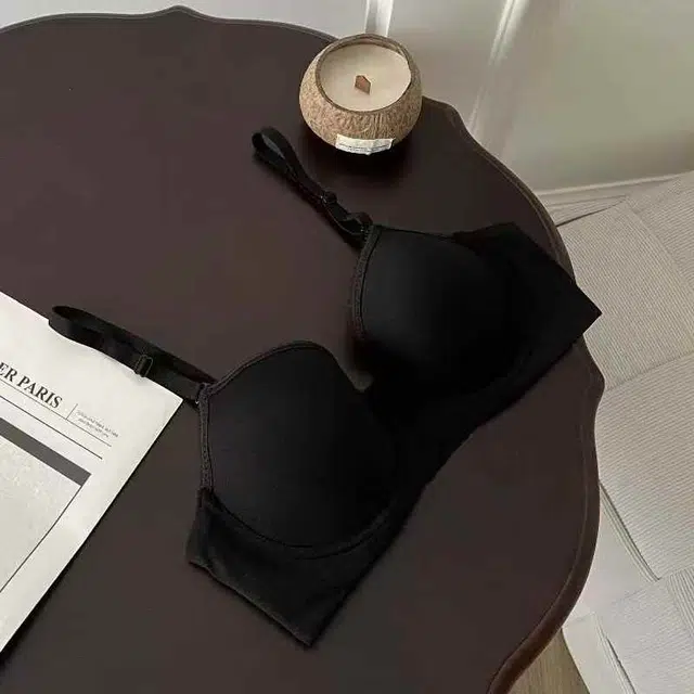 黛尔佳人 性感胸大显小聚拢无痕薄款收副乳防下垂软钢圈文胸 女款