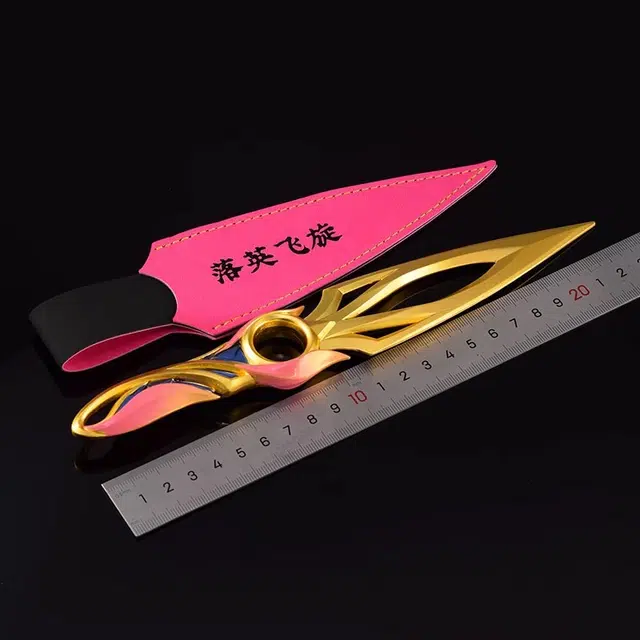 天予小镇 瓦罗兰特周边无畏契 约千灵华绽落英飞旋苦无金属武器 成品模型