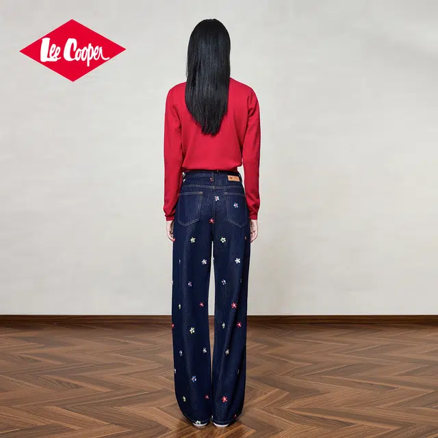 Lee Cooper