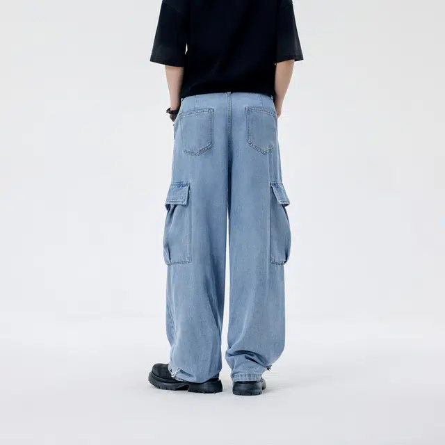 Lee Cooper