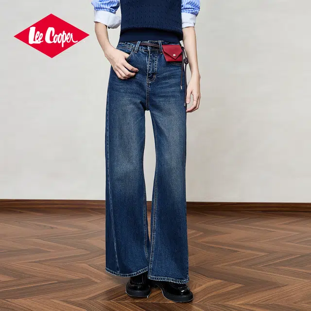 Lee Cooper