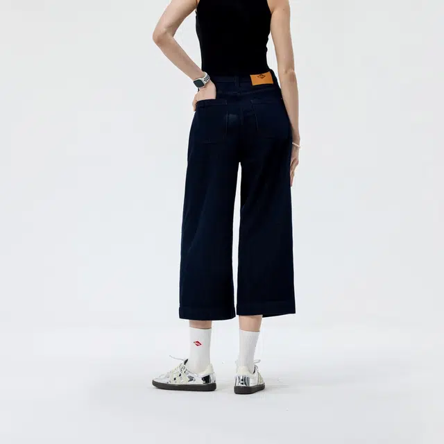 Lee Cooper