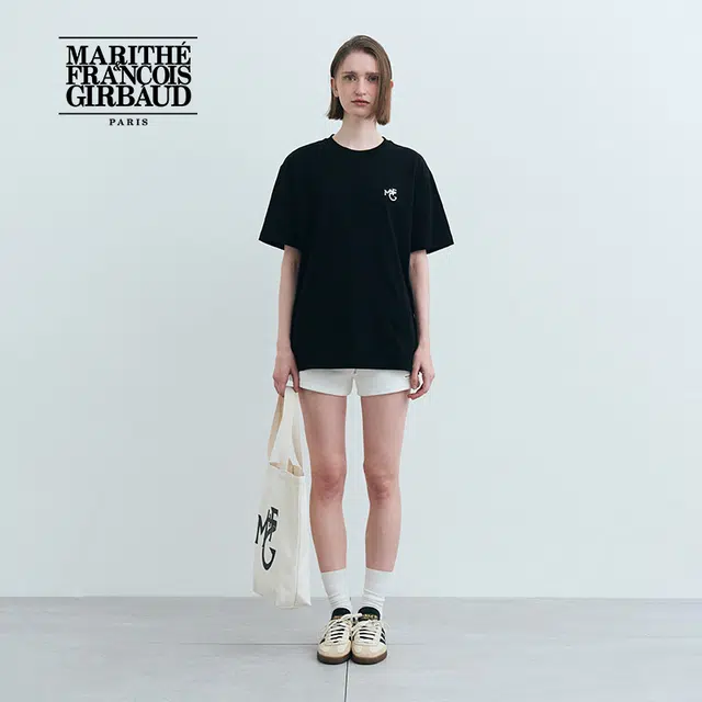 MARITHE FRANCOIS GIRBAUD LOGO T