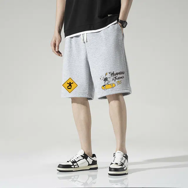 HUANQIU Retro Skateboard Shorts