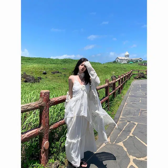 沐晓欣 简约舒适百搭气质休闲吊带连衣裙 女款