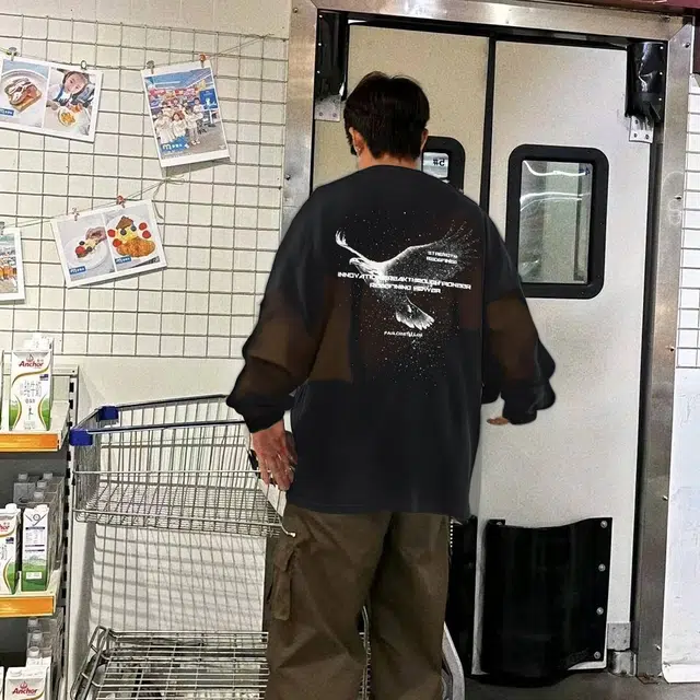 PAUL COSTELLOE logoT