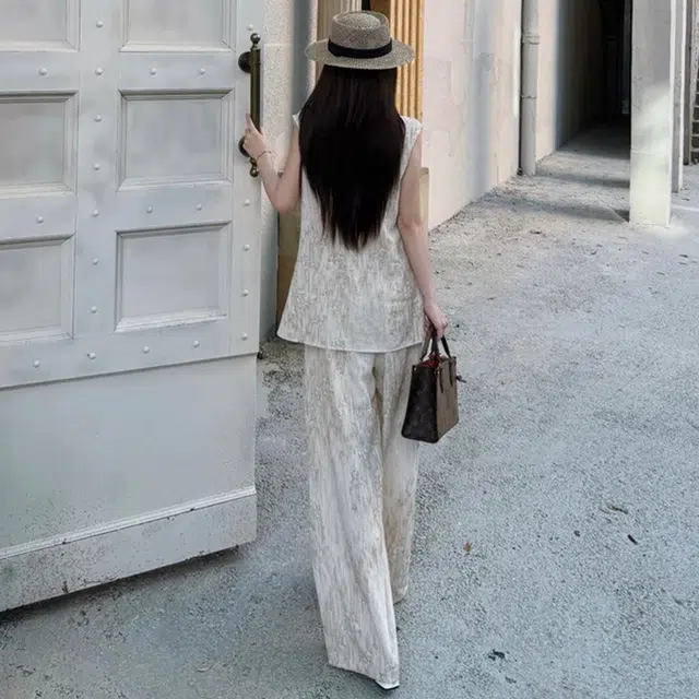 Kiki Clothing Boutique