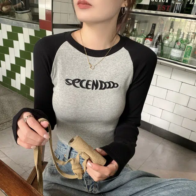 Kiki Clothing Boutique T