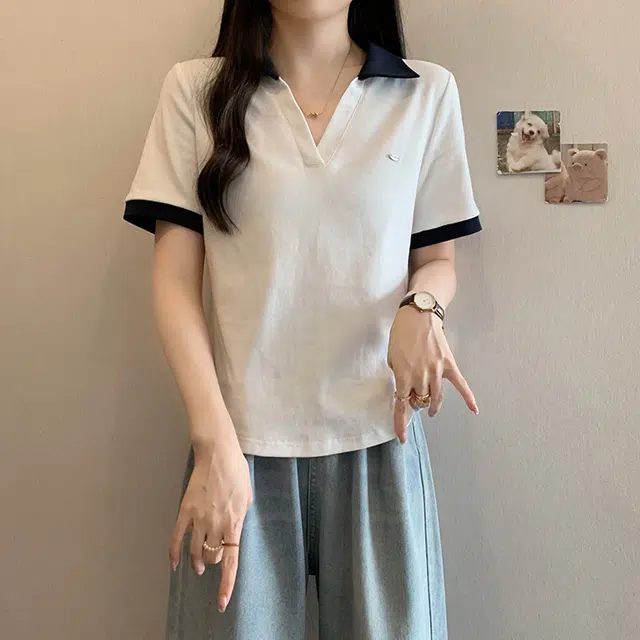 Kiki Clothing Boutique v T
