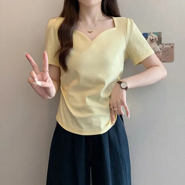 Kiki Clothing Boutique 2025 T