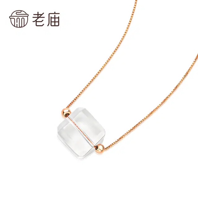 【澄澈流光】 老庙 纯净之境  银耀星辰 极简之光  能量之选  清透雅致  月光之吻  灵动仙气天然 白水晶 项链 女款