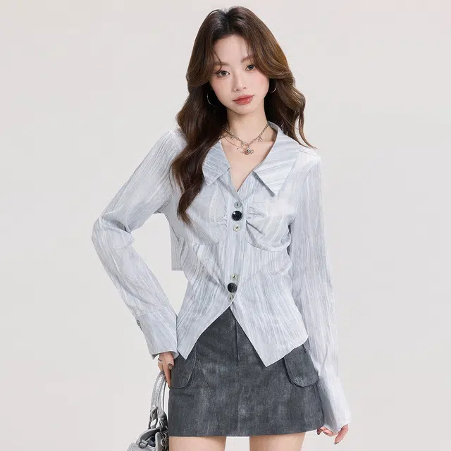 敲模女孩 法式慵懒风喇叭袖设计感捏褶收腰翻领长袖衬衫 女款 蓝色