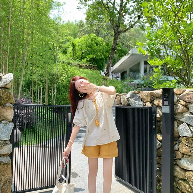 敲模女孩 法式简约清新短袖上衣气质时尚阔腿短裤休闲套装 女款