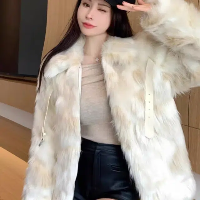 敲模女孩 甜酷风时尚复古轻奢高级感潮流保暖外套皮草 女款