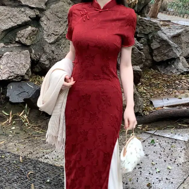 敲模女孩 新中式国风复古馆暗花纹年会结婚旗袍气质修身长袖连衣裙搭披肩叠穿内搭半身裙裙装套装 女款