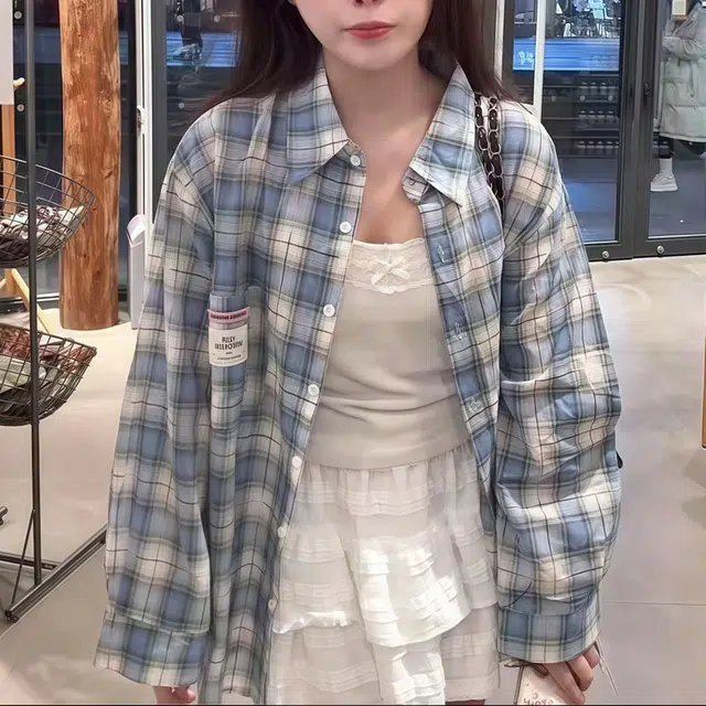 敲模女孩 学院风复古港味格子宽松百搭外套长袖衬衫 女款