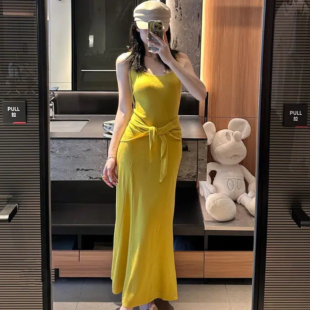 敲模女孩 法式纯欲风修身收腰气质辣妹包臀吊带连衣裙 女款