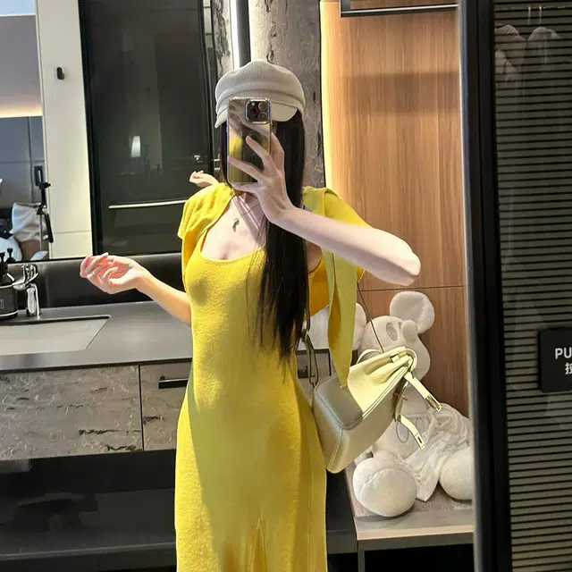 敲模女孩 法式纯欲风修身收腰气质辣妹包臀吊带连衣裙 女款